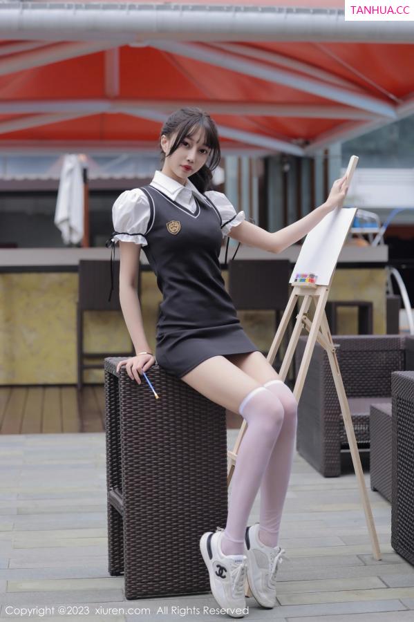 玥儿玥  [XiuRen]高清写真图 2023.06.09 No.6889 玥儿玥er 丝袜美腿第2张图片